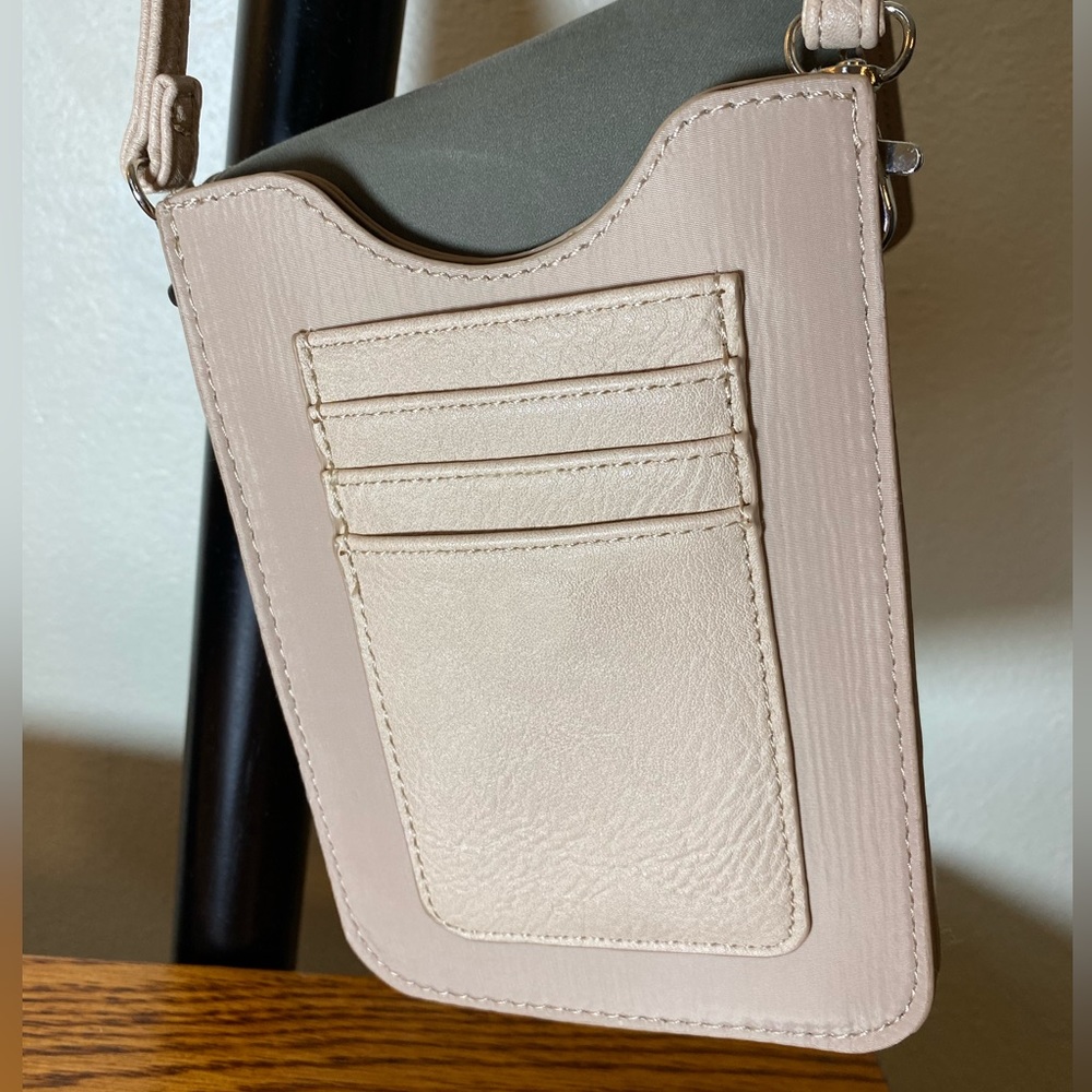 K. Carroll Harper™ Crossbody with RFID Like New! Buff / Pale Pink Neutral / RFID - Picture 3 of 8